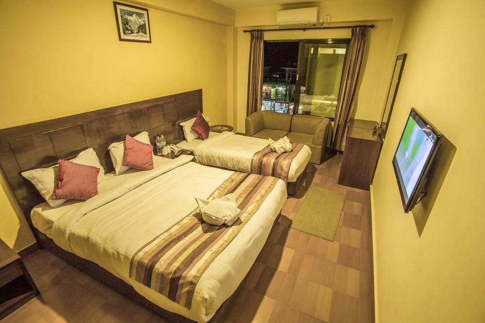Kotee Home Hotel Pokhara Luaran gambar